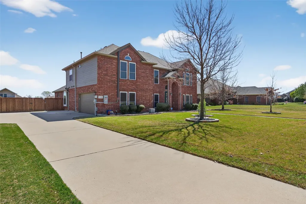 13408 Fishing Hole Lane Fort Worth TX 76052