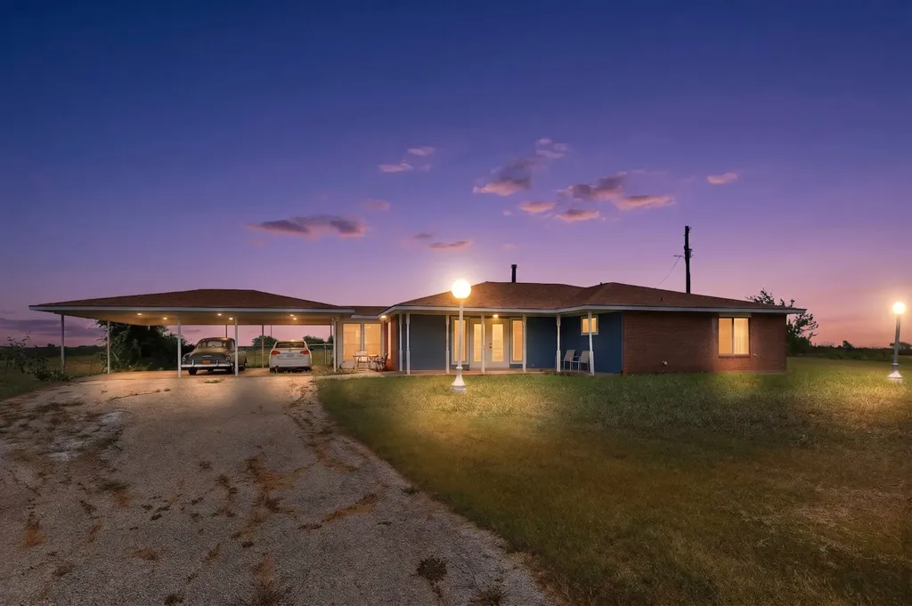8487 County Road 308 Terrell TX 75161