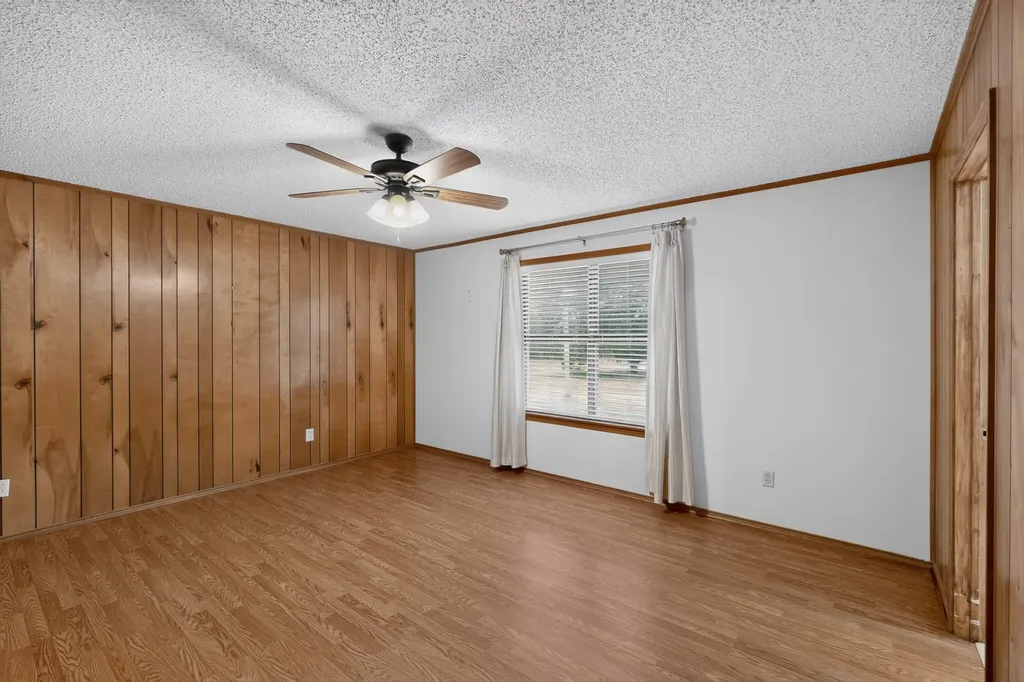 8487 County Road 308 Terrell TX 75161