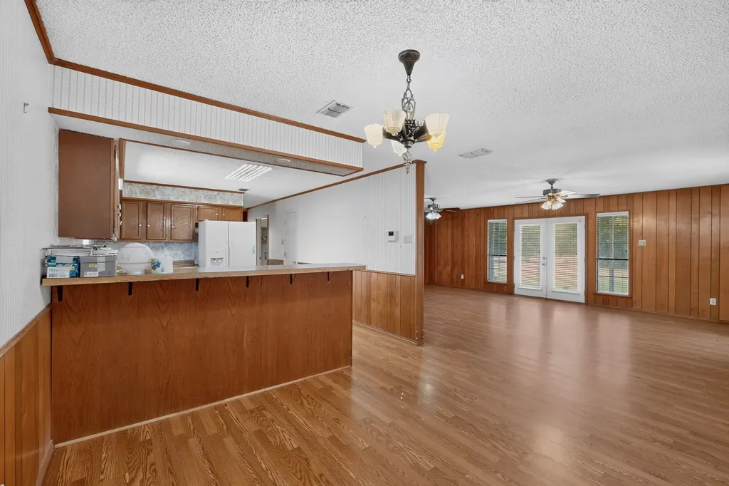 8487 County Road 308 Terrell TX 75161