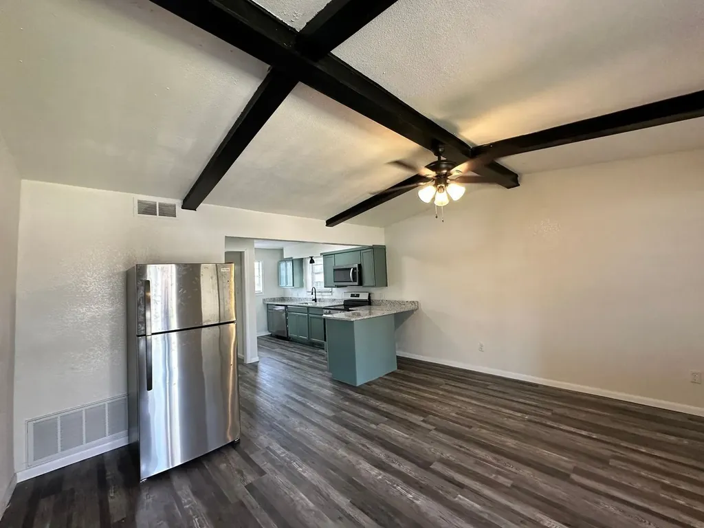 400 Bill Bradford Sulphur Springs TX 75482