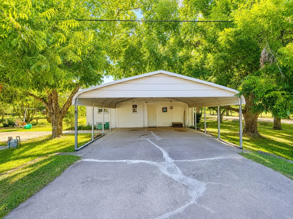 310 SW 7th Street Kerens TX 75144