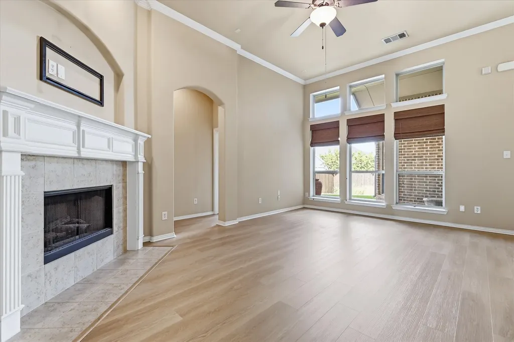3204 Capetown Drive Denton TX 76208
