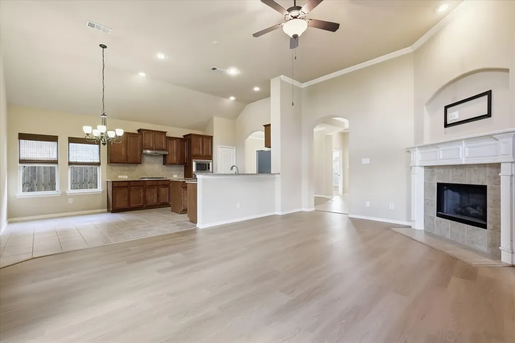 3204 Capetown Drive Denton TX 76208