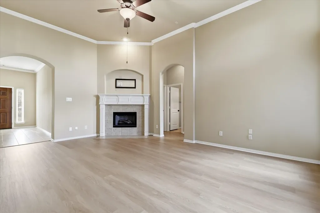 3204 Capetown Drive Denton TX 76208