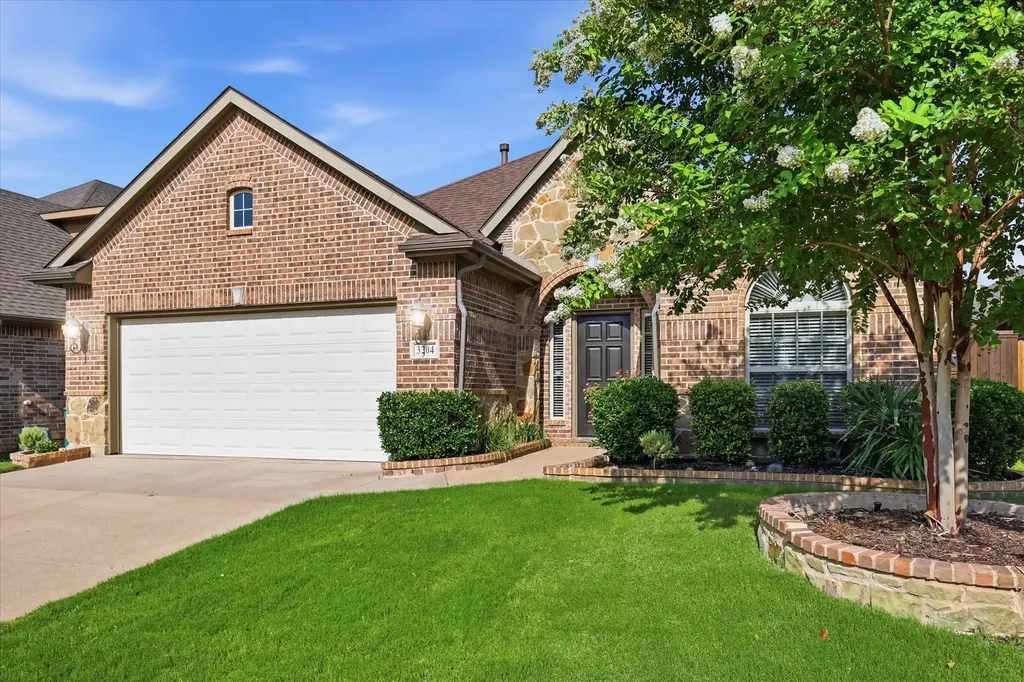 3204 Capetown Drive Denton TX 76208