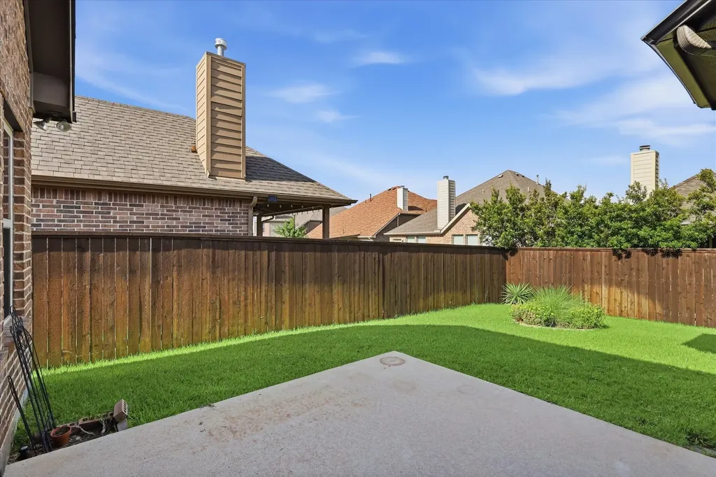 3204 Capetown Drive Denton TX 76208