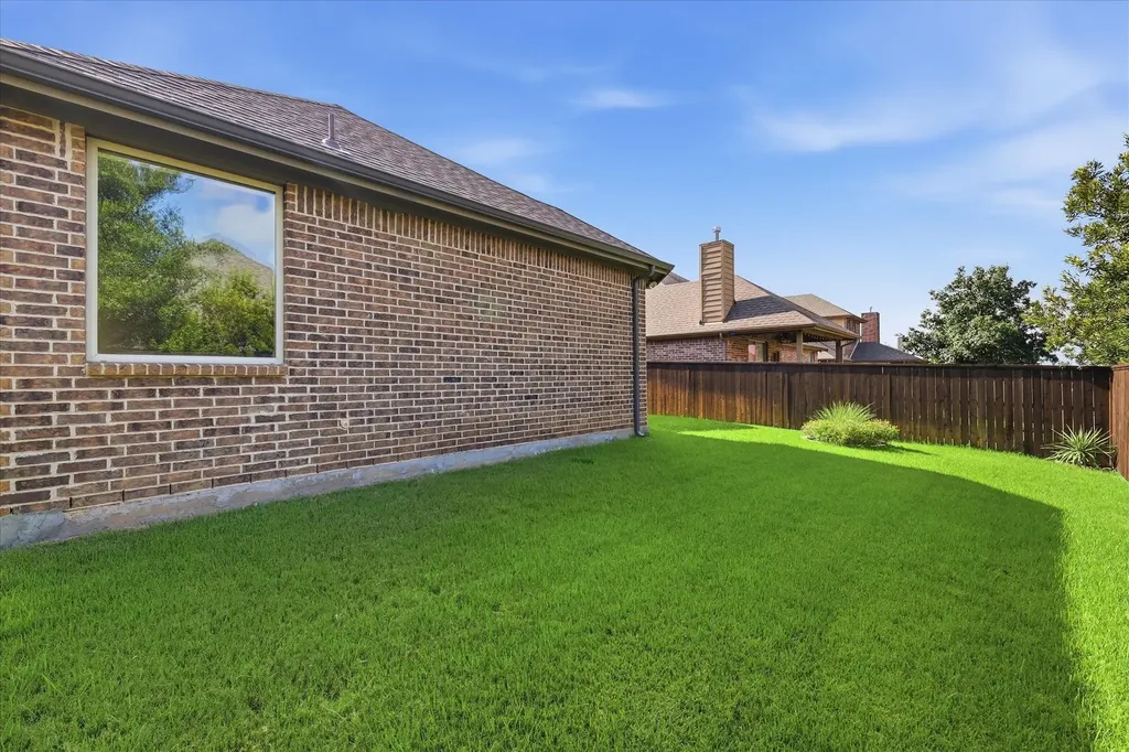 3204 Capetown Drive Denton TX 76208