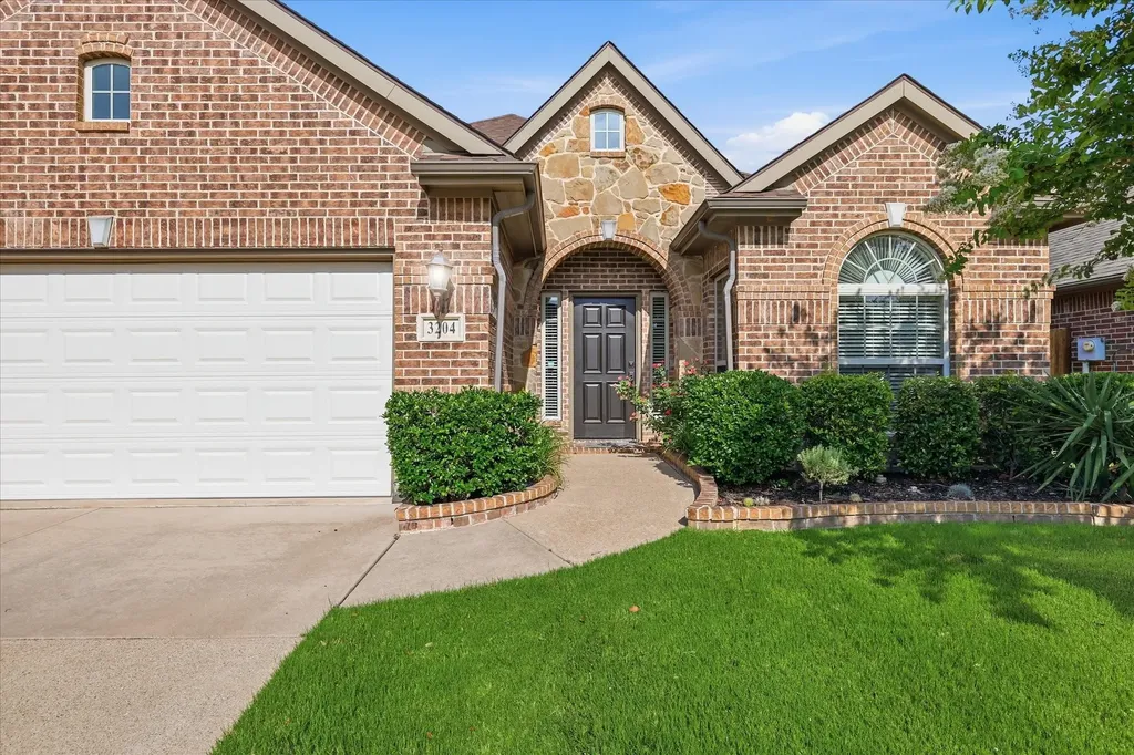 3204 Capetown Drive Denton TX 76208