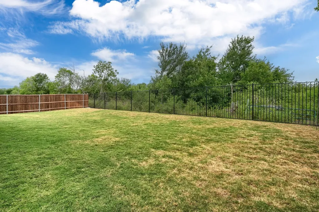 1930 Benedetto Way Mclendon Chisholm TX 75032