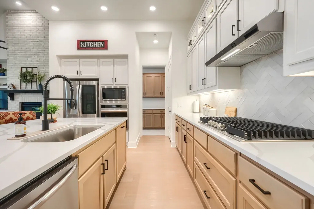 1930 Benedetto Way Mclendon Chisholm TX 75032