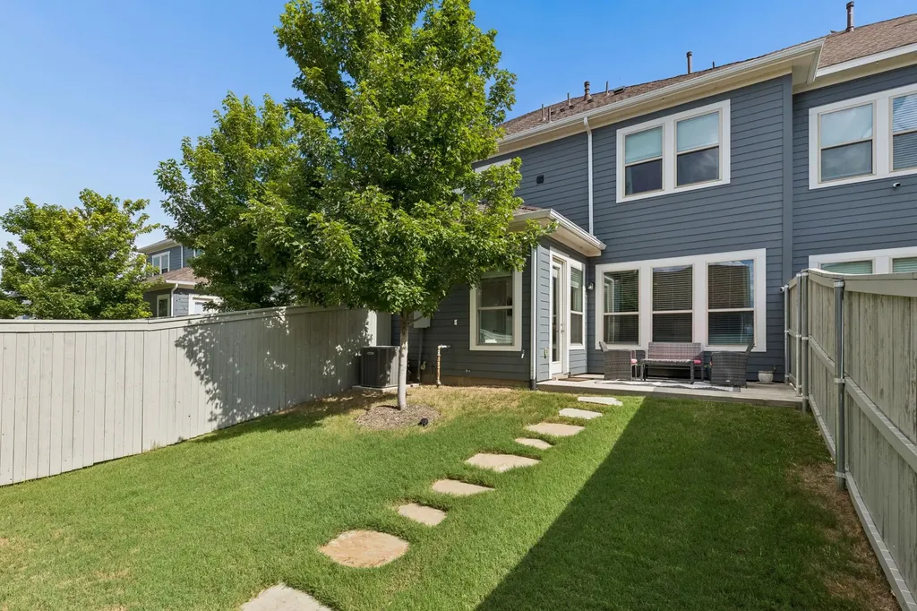 2740 N Market Square Northlake TX 76247