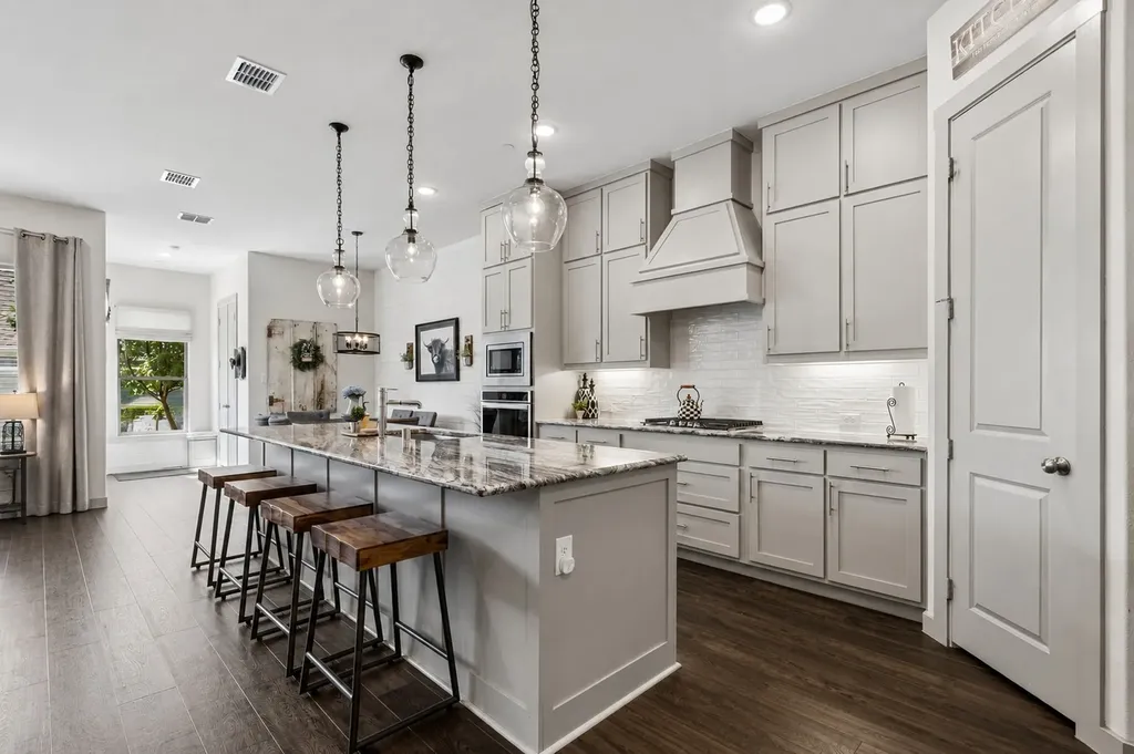 2740 N Market Square Northlake TX 76247