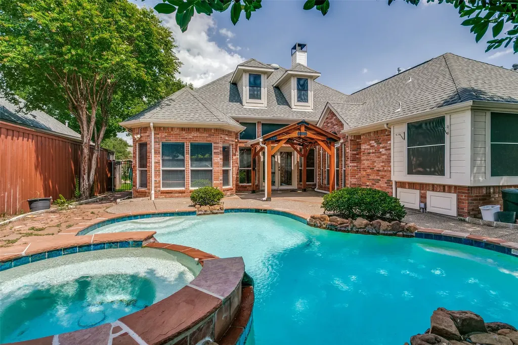 2409 Candlebrook Drive Flower Mound TX 75028