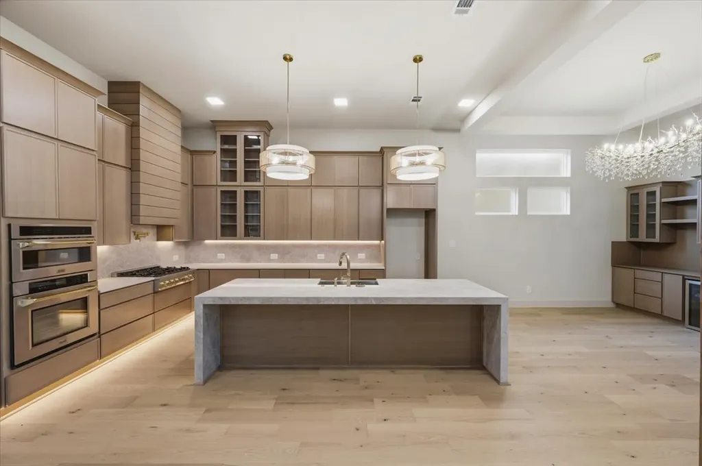 3414 Shadow Brook Court Denton TX 76210