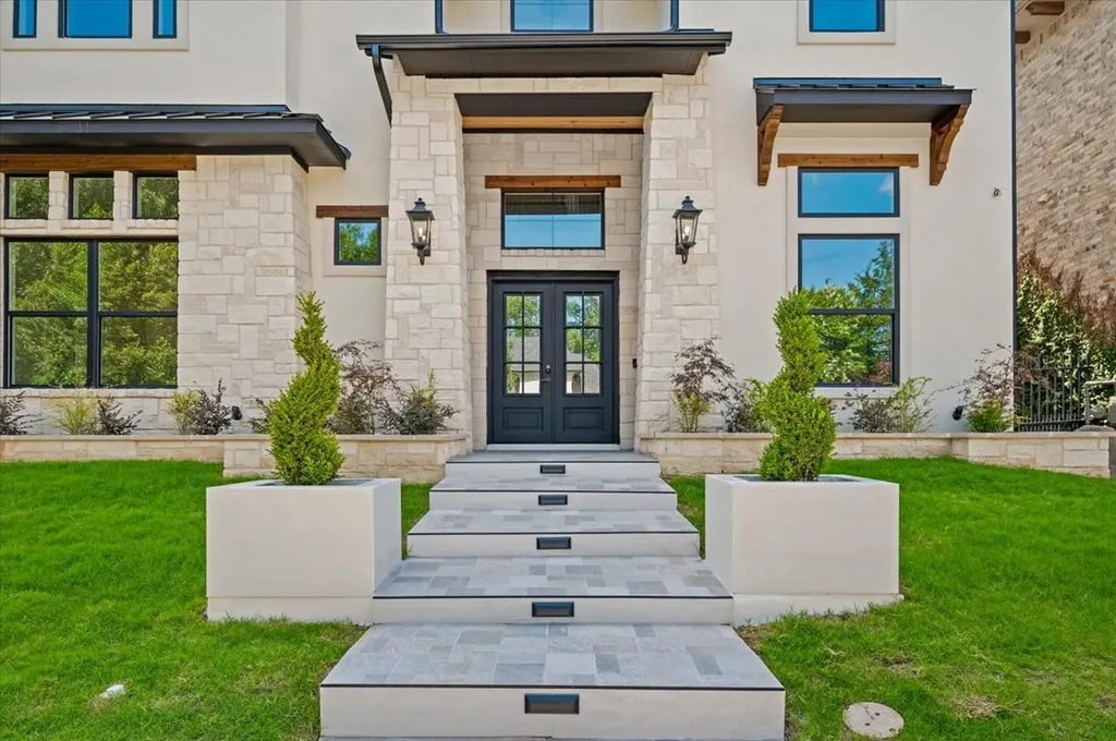 3414 Shadow Brook Court Denton TX 76210