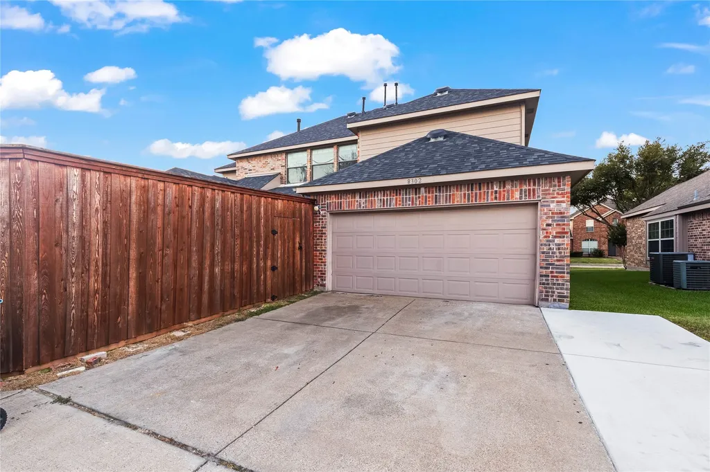 8302 Munich Drive Rowlett TX 75089