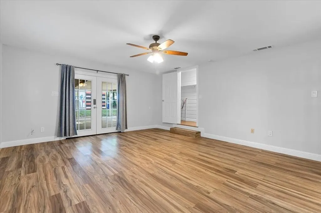 117 Ida Street Mckinney TX 75069