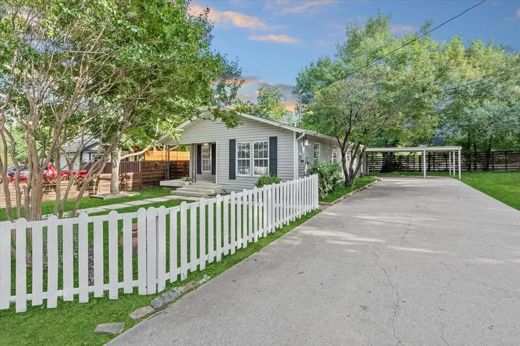 117 Ida Street Mckinney TX 75069