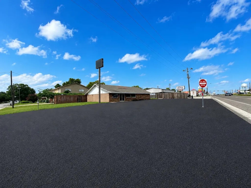 1910 E Highway 82 Gainesville TX 76240