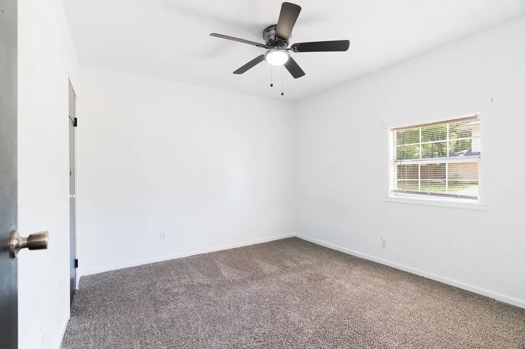 3545 W Houston Street Paris TX 75460