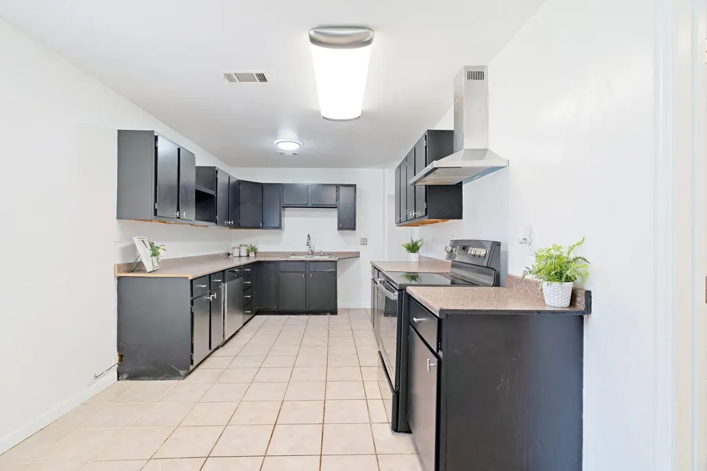 3545 W Houston Street Paris TX 75460