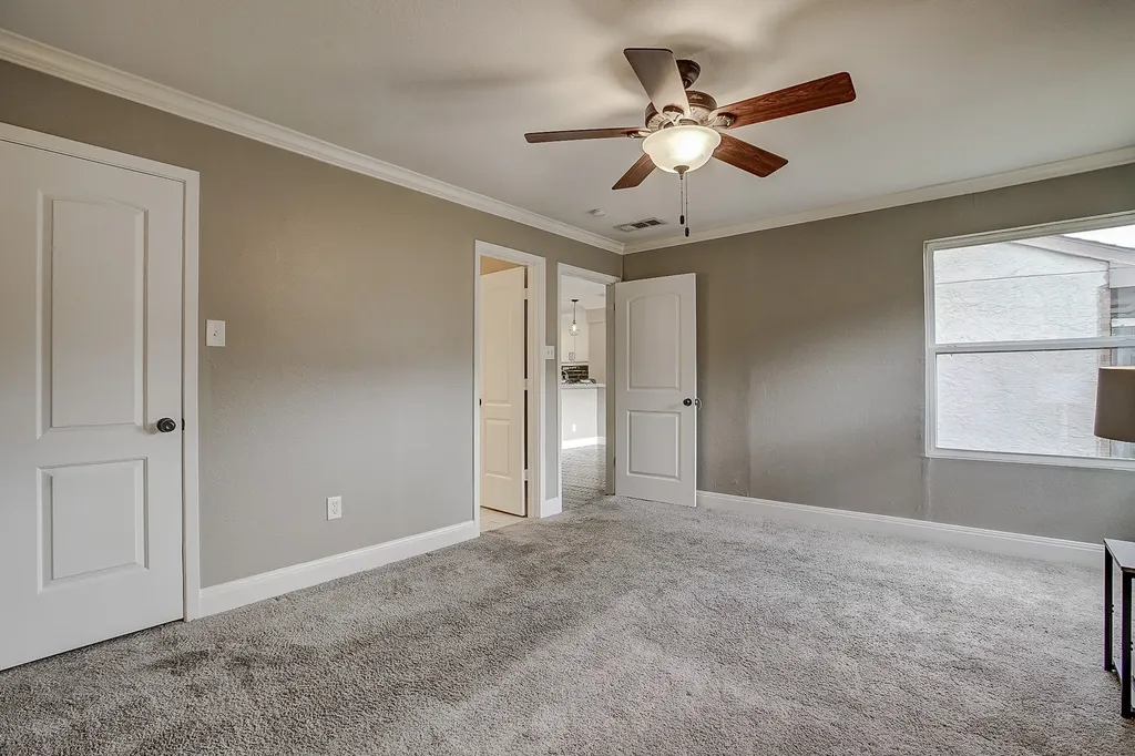 13108 Burninglog Lane Dallas TX 75243