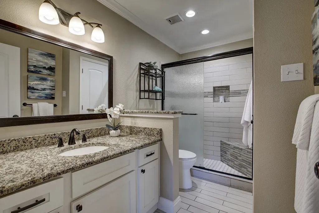 13108 Burninglog Lane Dallas TX 75243