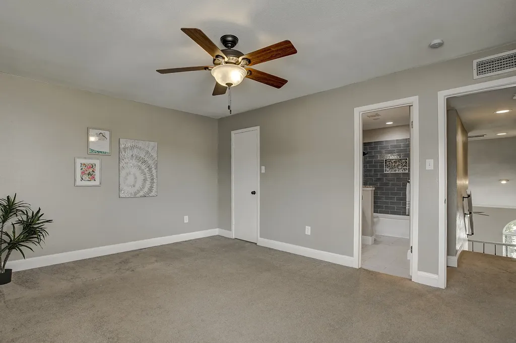 13108 Burninglog Lane Dallas TX 75243