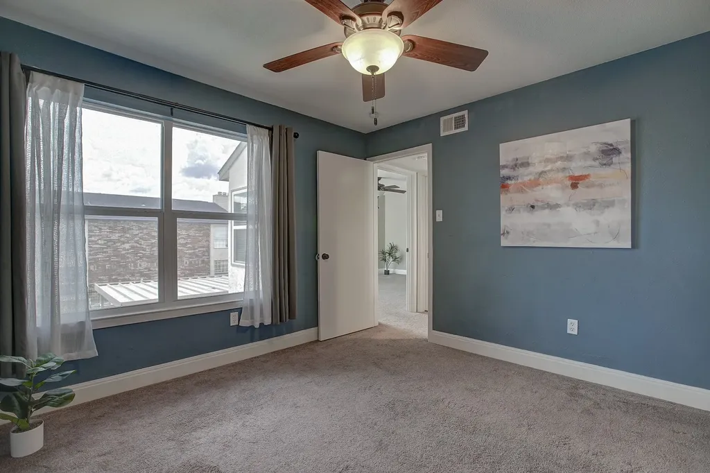13108 Burninglog Lane Dallas TX 75243