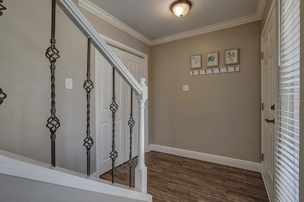 13108 Burninglog Lane Dallas TX 75243