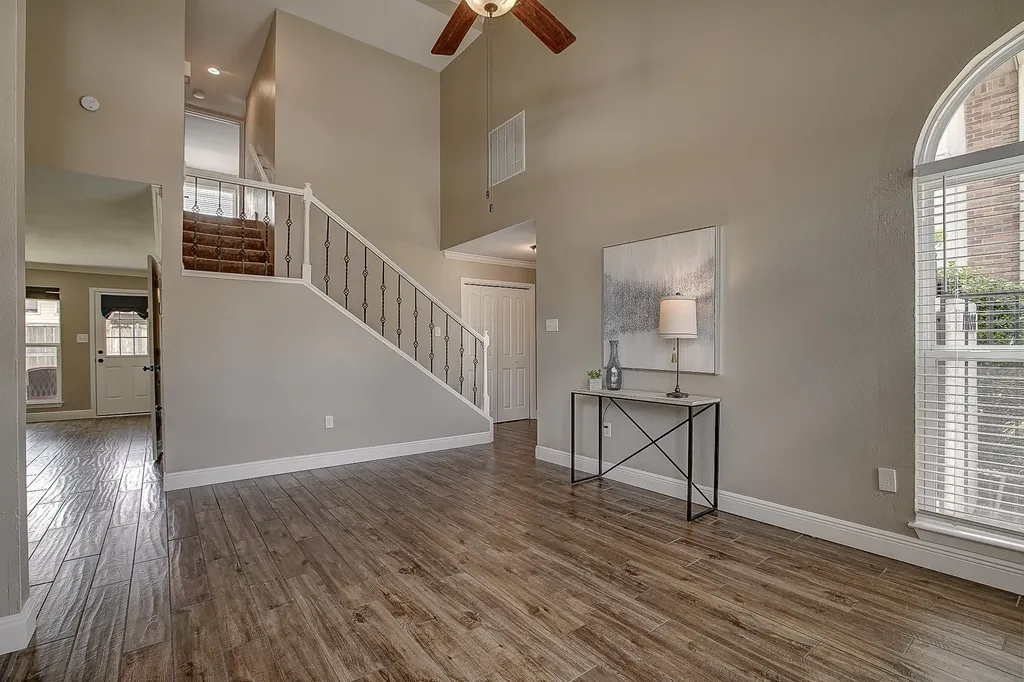 13108 Burninglog Lane Dallas TX 75243