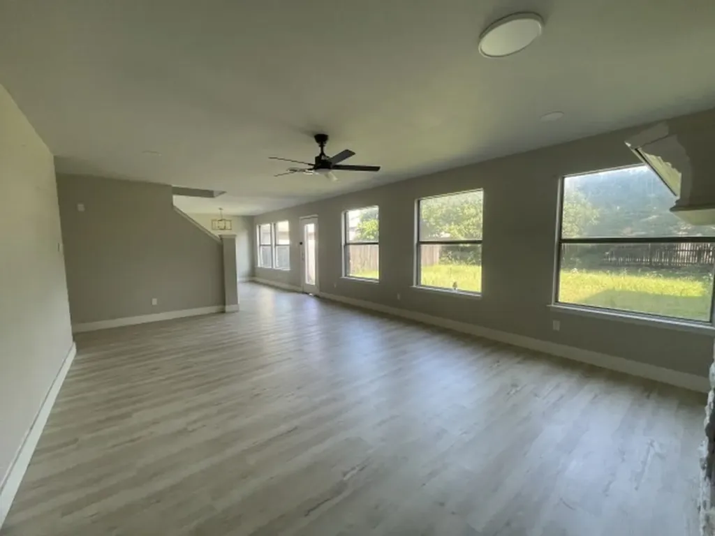 2836 Grandview Drive Grand Prairie TX 75052