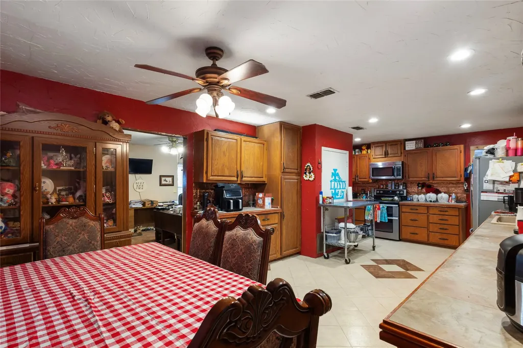 1600 County Road 334 Gouldbusk TX 76845