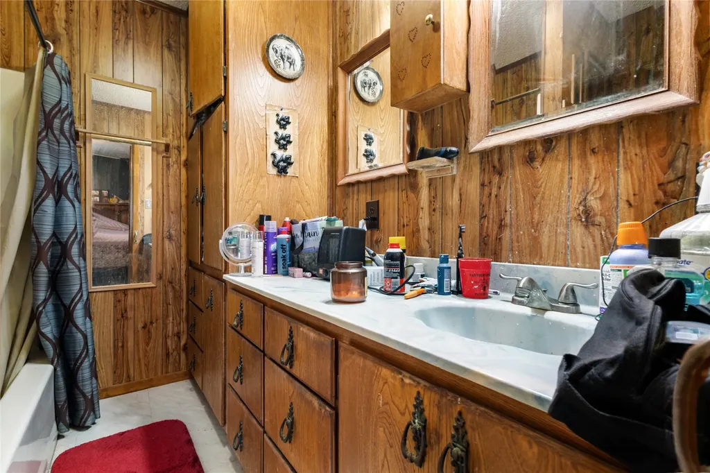 1600 County Road 334 Gouldbusk TX 76845