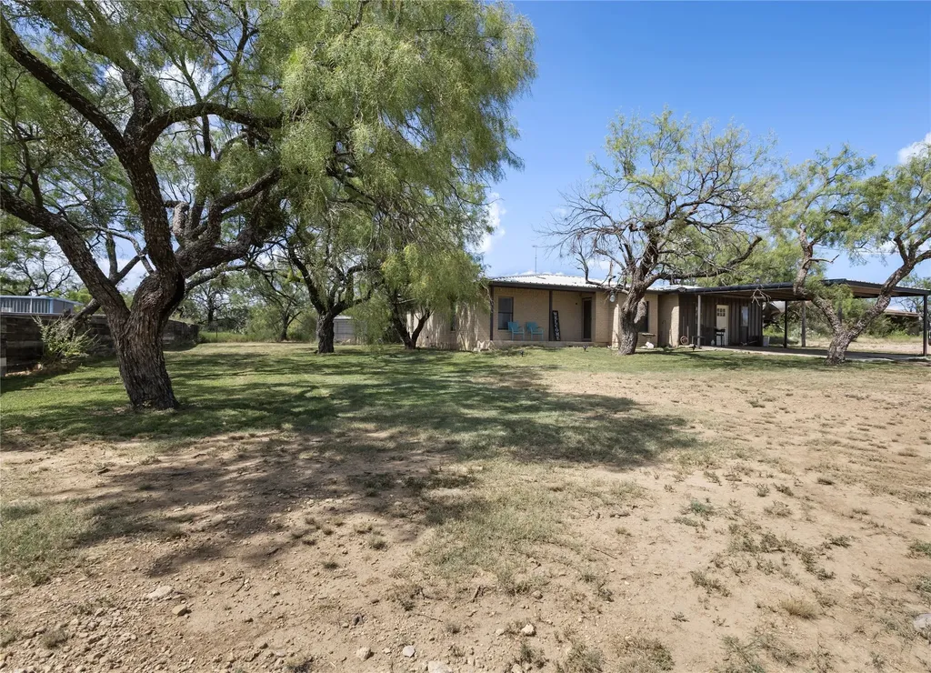 1600 County Road 334 Gouldbusk TX 76845