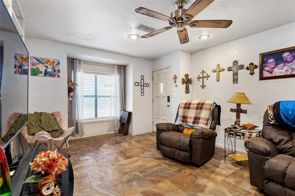 1600 County Road 334 Gouldbusk TX 76845