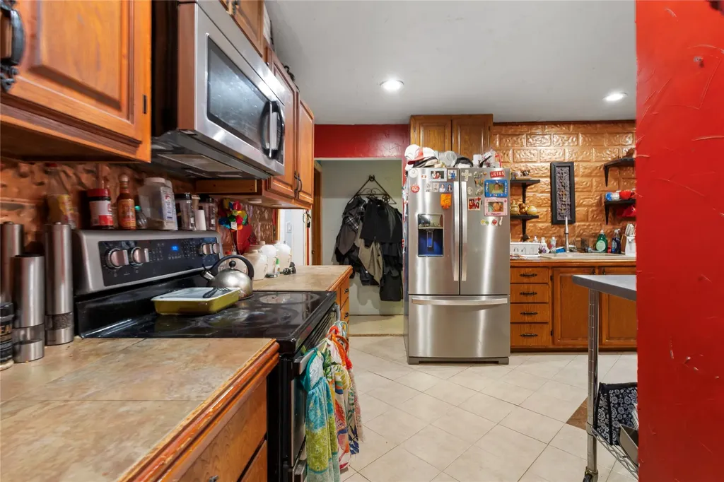 1600 County Road 334 Gouldbusk TX 76845