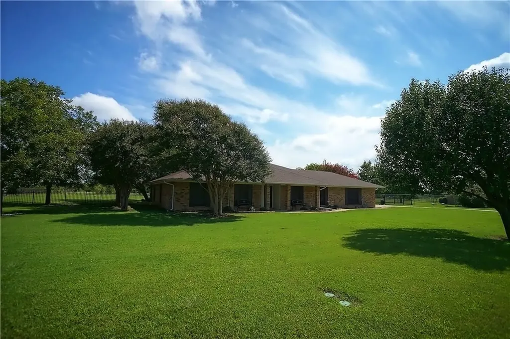 13763 Hollow Creek Drive Forney TX 75126