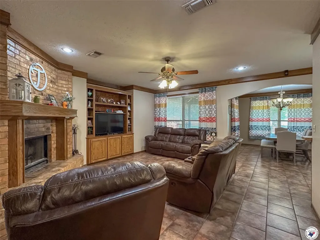 1408 N Fm 2148 Texarkana TX 75501
