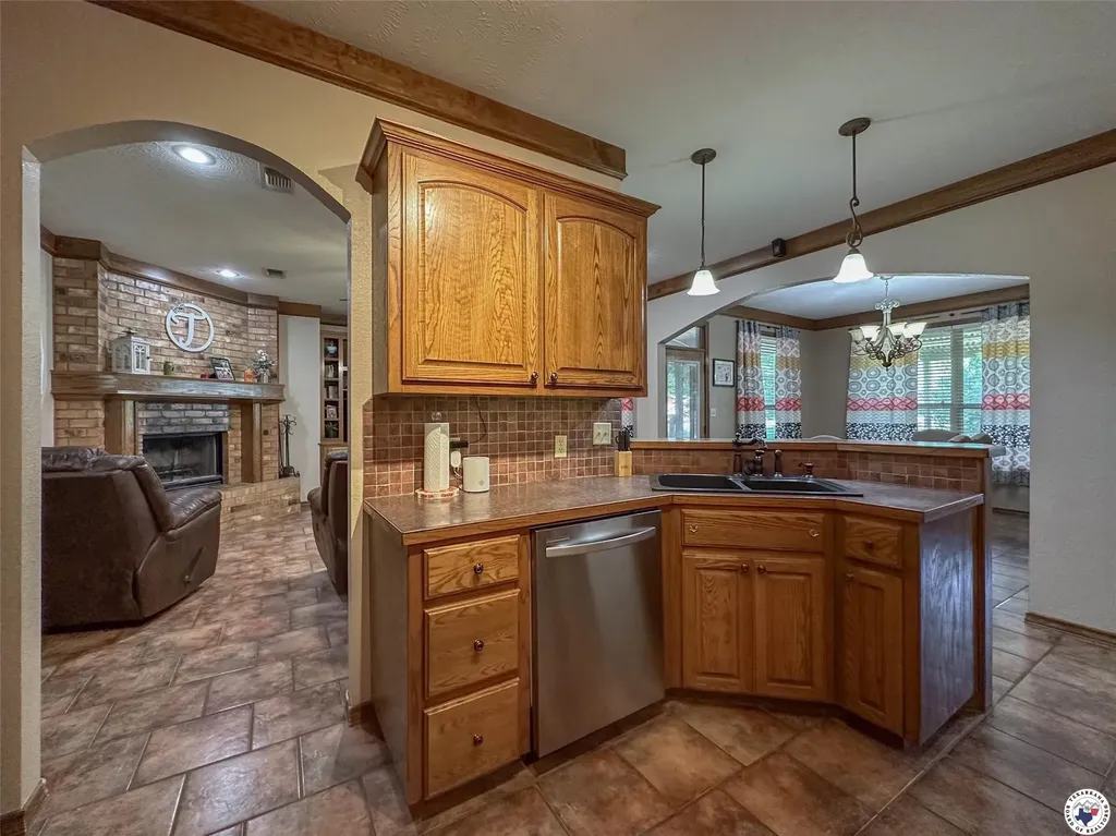 1408 N Fm 2148 Texarkana TX 75501
