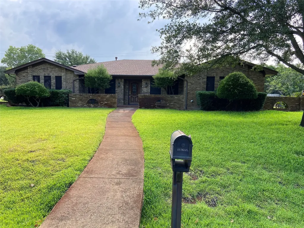 114 Stone Canyon Drive Highland Village TX 75077