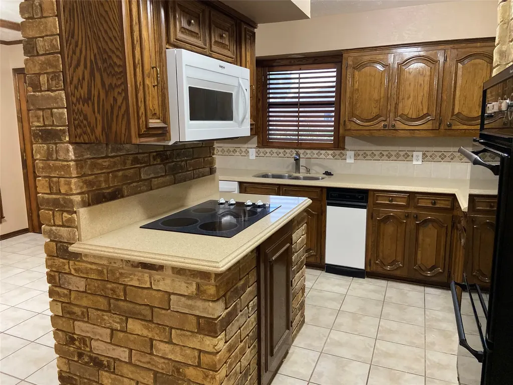 114 Stone Canyon Drive Highland Village TX 75077