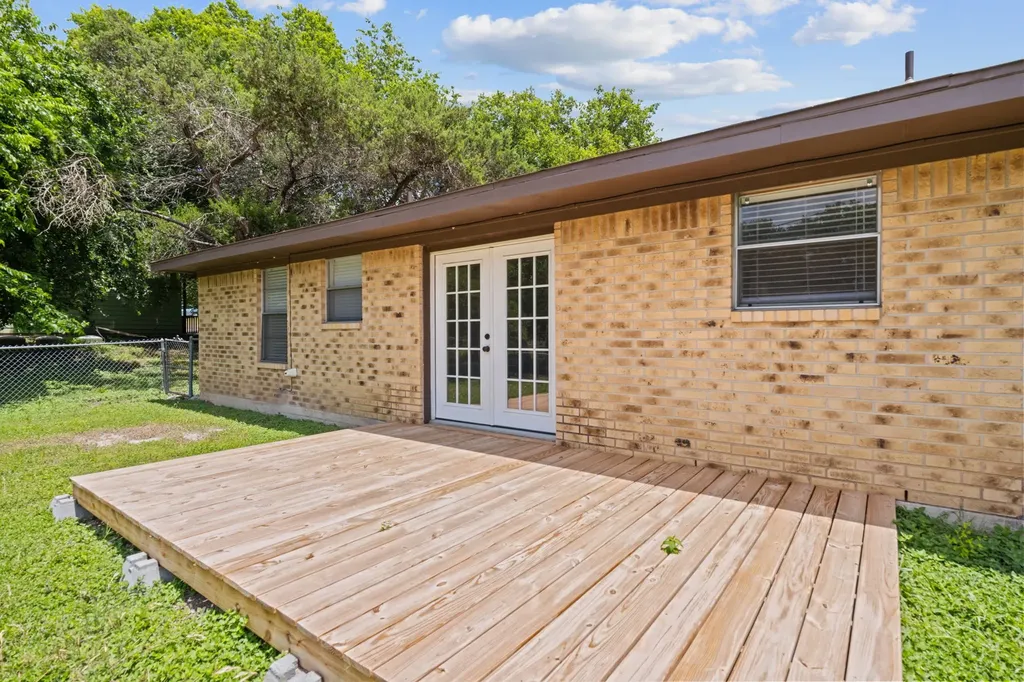1 Cliffside Drive Morgans Point Resort TX 76513