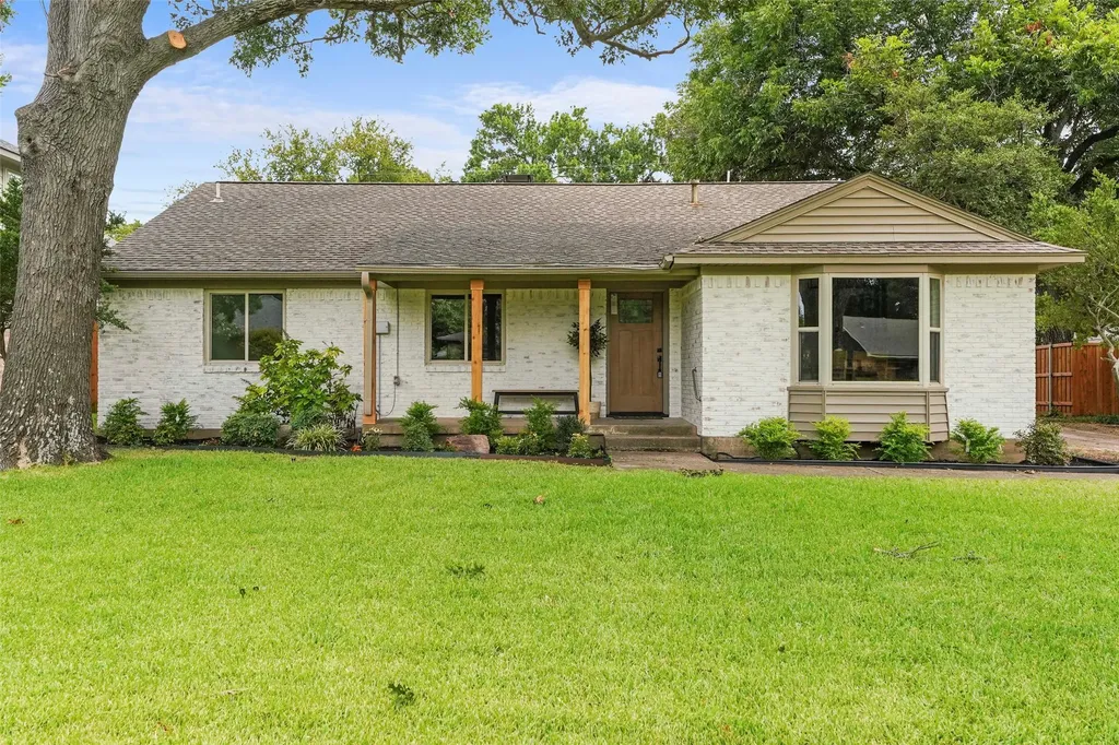 925 Fernwood Drive Richardson TX 75080