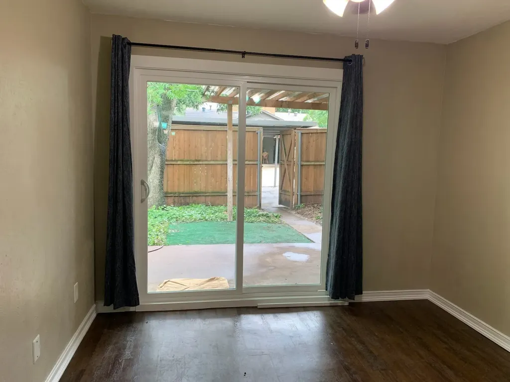 13652 Flagstone Lane Dallas TX 75240