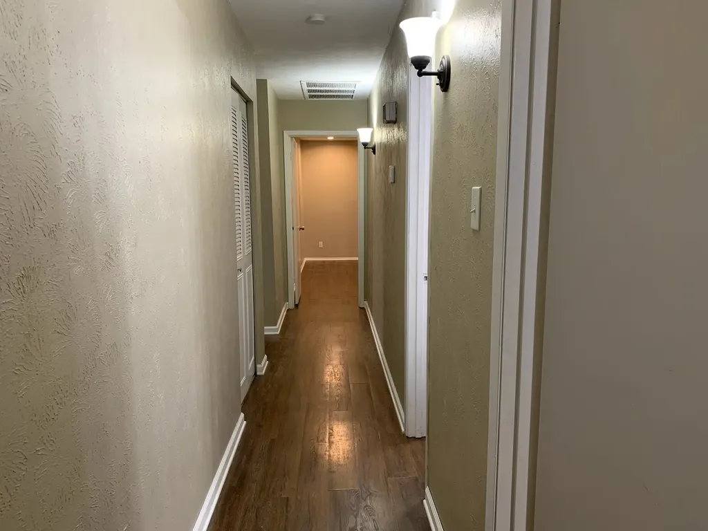 13652 Flagstone Lane Dallas TX 75240