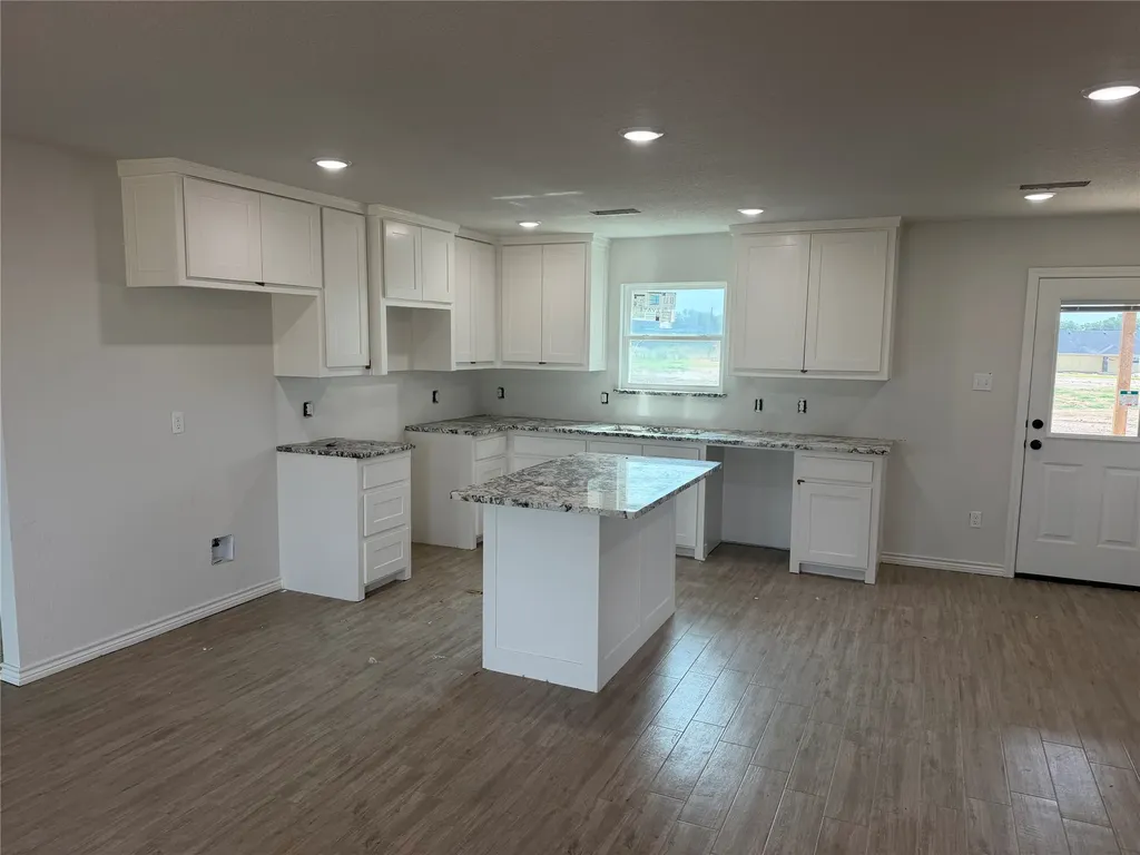 333 Myers Drive Springtown TX 76082