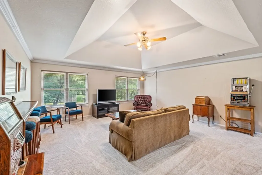 150 Creekside Drive Double Oak TX 75077