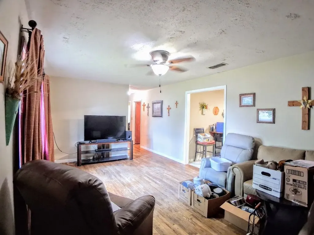 1901 Chico Highway Bridgeport TX 76426